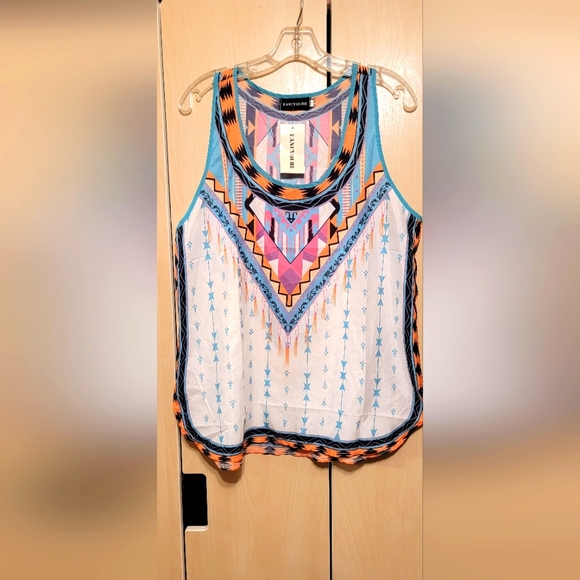 FancyQube  top - Picture 2 of 4